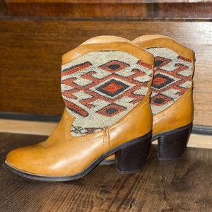 Wanted Tejas Aztec Booties (short)